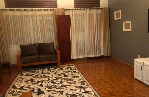 Kampala Cottage | Dream Day Cottages