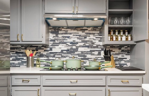 Carrollton House | Dream GetAway/Pool/HotTub/Games with fitness and game room