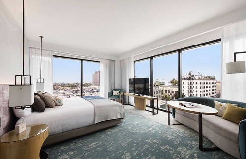 Hollywood Hotel | Dream Hollywood, by Hyatt
