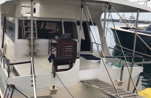 Sant'Antioco Boat Rental | Dream House Boat in the center of the town