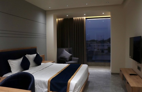 Wadhwan Hotel | Dream Inn By Nexottel