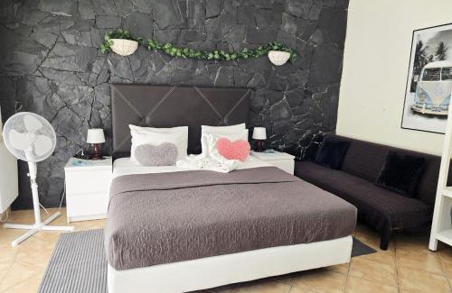 Funchal Bed & Breakfast | Dream Lagos B&B