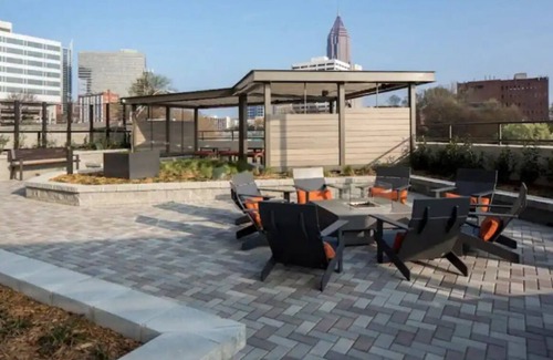 Peachtree Center Condo | Dream luxury condo in heart of Atlanta free parking