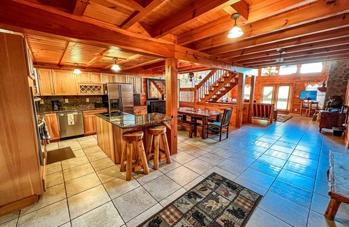 Grassy Creek Cabin | Dream Mtn Lodge Available Labor Day Weekend!