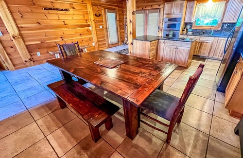 Grassy Creek Cabin | Dream Mtn Lodge Available Labor Day Weekend!