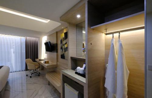 Raya Kuta Hotel | Dream of Aventus Hotel Kuta