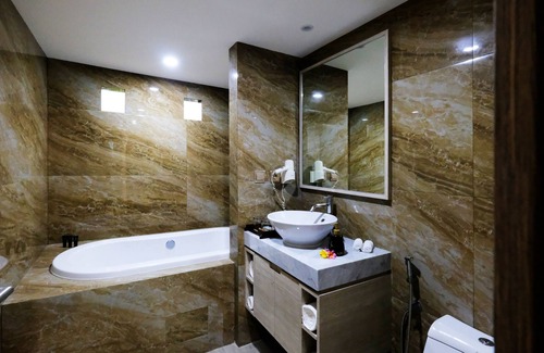 Raya Kuta Hotel | Dream of Aventus Hotel Kuta