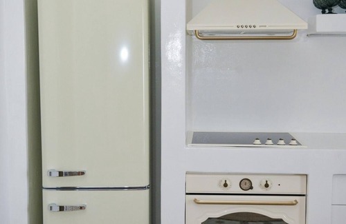 Adamas House | Dream on Adamas Milos
