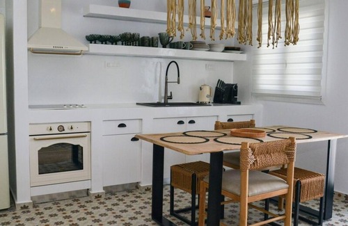 Adamas House | Dream on Adamas Milos