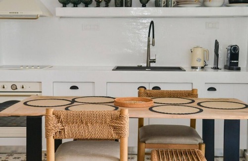 Adamas House | Dream on Adamas Milos