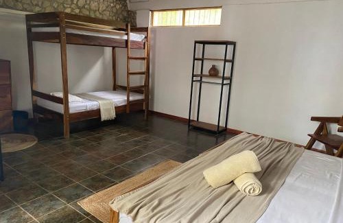 Tamarindo Hotel | Dream Surf House Avellana