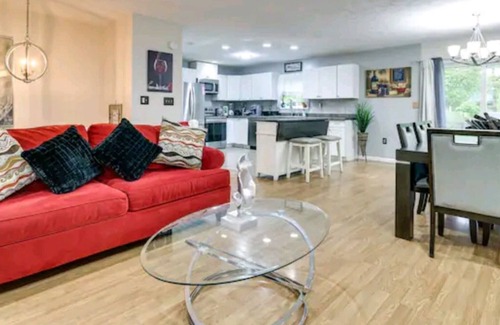 Tobyhanna House | Dream Vacation Home