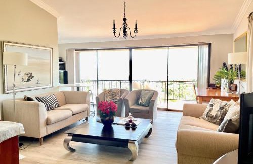 Somerset West House | Dream Views