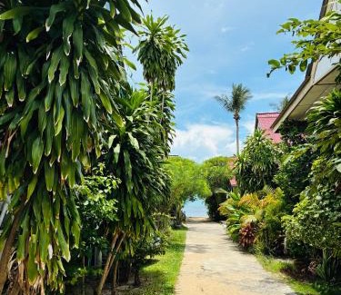 Bang Po Villa | Dream Villa Beachfront Sunset