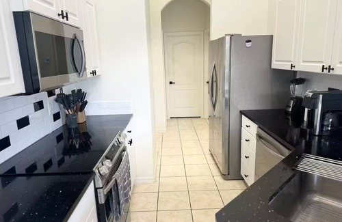 Wellington Villa | Dream Villa W/Pool Near Disney3 Bed 2 Bath,