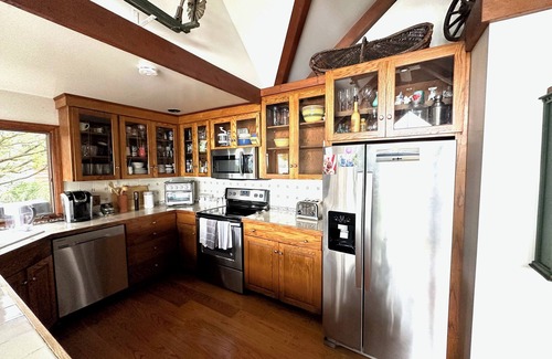 New Fairfield House | Dream waterfront lake house with history, charm and beauty, On Candlewood Isle.