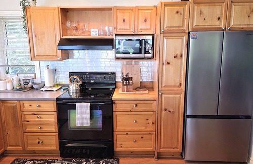 Kingsville House | Dreamcatcher Lake House