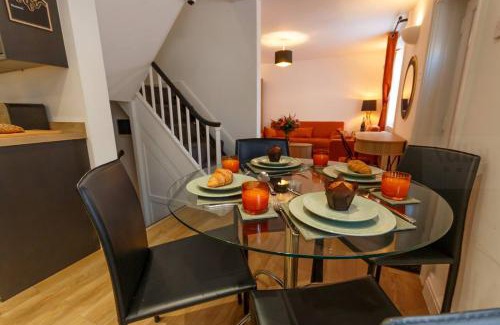 Margate House | Dreamland Cottage Margate By Adliv