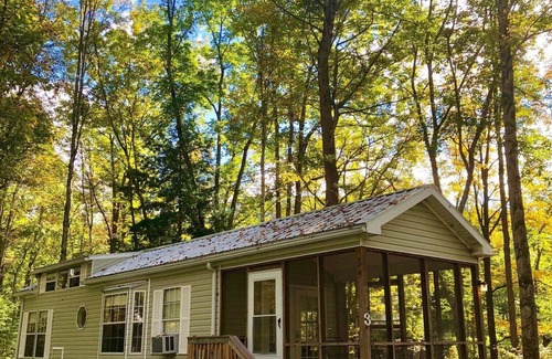 Maryland Cottage | Dreams Park/All Star Getaway! Cottage #3- Old World Village