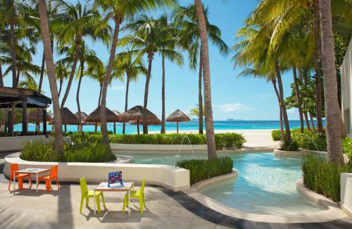 Punta Cancun Resort | Dreams Sands Cancun Resort & Spa