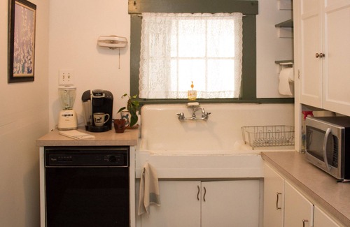 Montpelier Apartment | Dreamscapecottage/Montpelier The Place You Want To Be