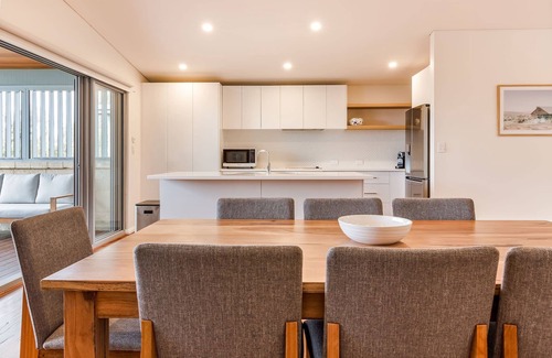 Quindalup House | DREAMY BEACHSIDE ESCAPE OFFERING SPARKLING OCEAN VIEWS