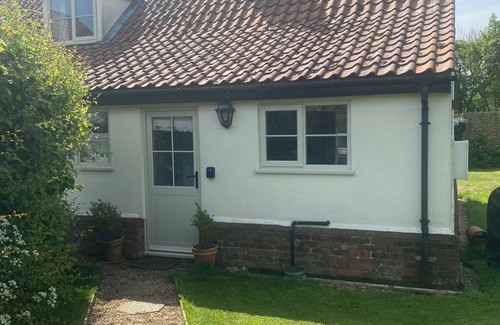Toft Monks Cottage | Dreamy Country Cottage perfect for Norfolk Broads and Suffolk Coast
