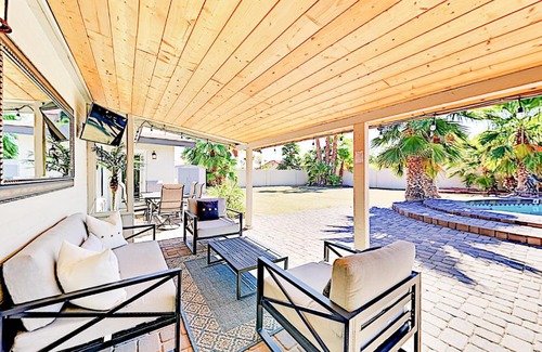 Fountain Hills House | Dreamy Desert Retreat