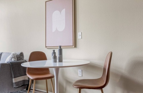 Chinatown Apartment | Dreamy Downtown 1BR w/ Pool, W/D & Gym, near Broad Museum, by Blueground