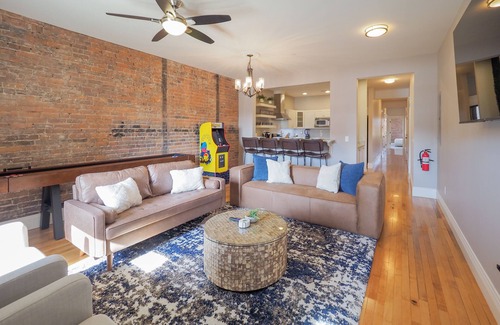 Central Business District Apartment | Dreamy Downtown Industrial Luxury Loft
