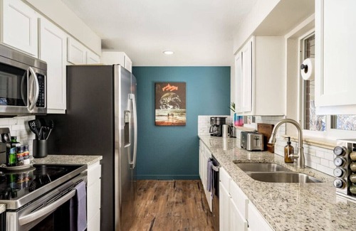 Alta Vista Area House | Dreamy Hideaway | Hot Tub | Gaming Nook