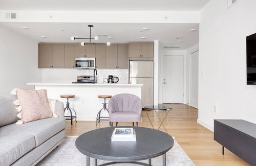 Hoboken Apartment | Dreamy Hoboken 1BR w/Elevator, Gym, Terrace & Courtyard, by Blueground