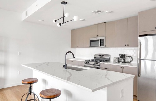 Hoboken Apartment | Dreamy Hoboken 1BR w/Elevator, Gym, Terrace & Courtyard, by Blueground