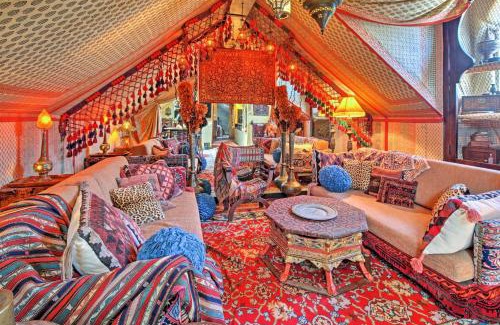 Neartown Apartment | Dreamy Houston Boho Cottage with Private Pool!