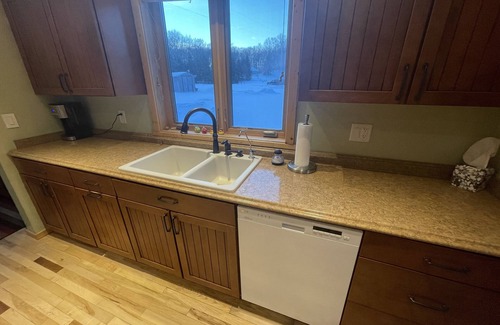 Cumberland House | Dreamy Lake House on Beaver Dam