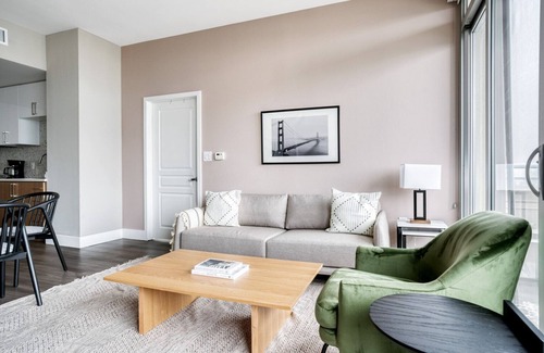 Mountain View Apartment | Dreamy Mountain View 2BR w/W/D, Gym & Lounge, nr highways, by Blueground