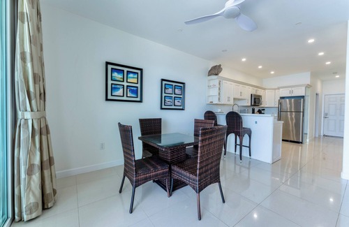 Bodden Town Condo | Dreamy Ocean Front Sea Palm Villa #10