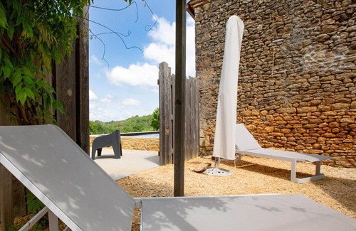 Loubejac House | Dreamy Retreat in Loubejac
