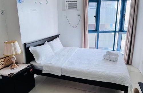Ermita Apartment | Dreamy Sunset Bay