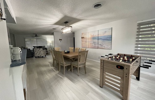 Florida Ridge House | Dreamy VeroBeach House Perfect for Family Getaway
