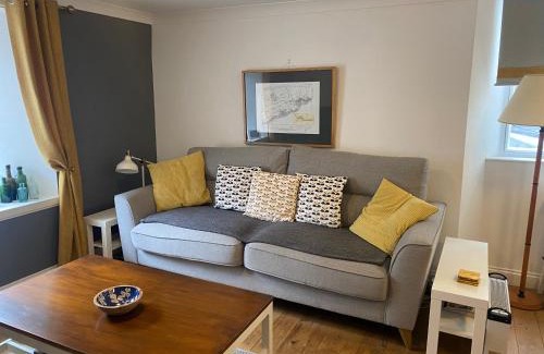 Anstruther House | Dreel Cottage