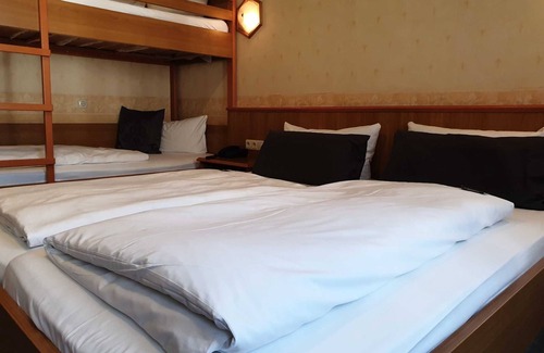 Erlangen Bed & Breakfast | Dreibettzimmer - Hotel & Gasthof Ritter St. Georg