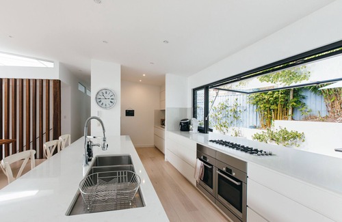 Avoca Beach House | Drift Luxury Beach House 200m from Avoca Beach