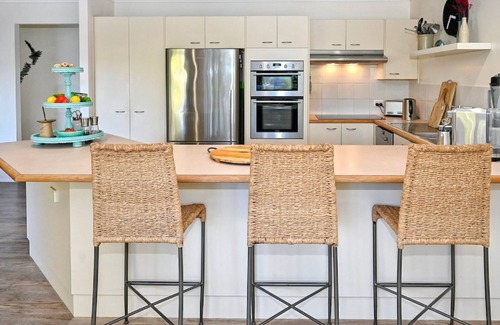 Bokarina House | Driftwood Beach home