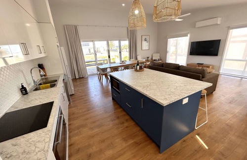 North Beach Apartment | Driftwood Beach House - North Beach Wallaroo