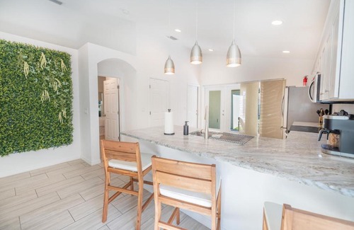 St. Petersburg - Clearwater House | Driftwood by GC Hause