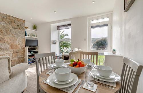 Mousehole House | Driftwood Cottage - Mousehole