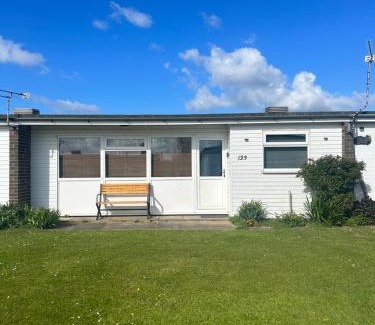 Great Yarmouth Ski Chalet | Driftwood & Daisies- Red Buoy Retreat