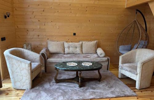 Donje Polje House | Driftwood Dreams