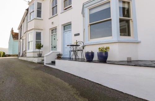 Fowey House | Driftwood